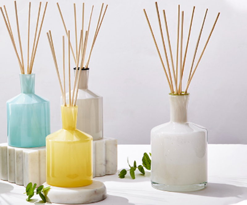 Ang Pagkakaiba sa pagitan ng Reed Diffuser at Tradisyunal na Candle Diffuser